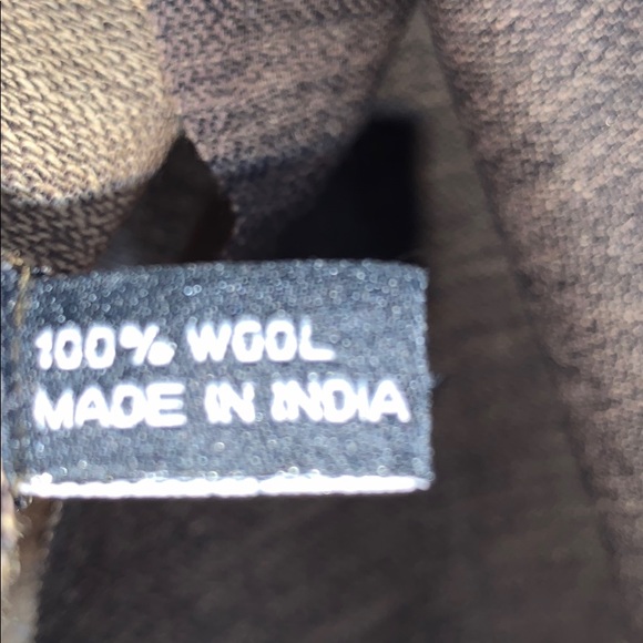 100% Wool Scarf - Picture 4 of 4